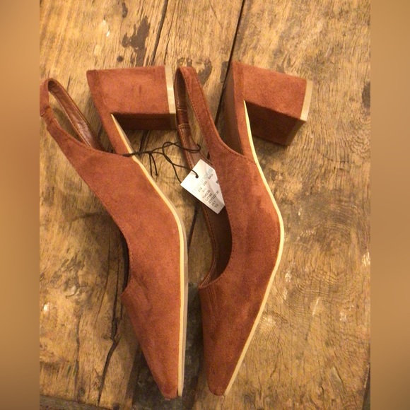 Women’s sling back shoe NWT - Picture 2 of 2